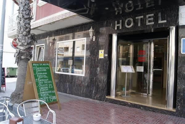 Hotel Juan Carlos Torrevieja Exterior foto
